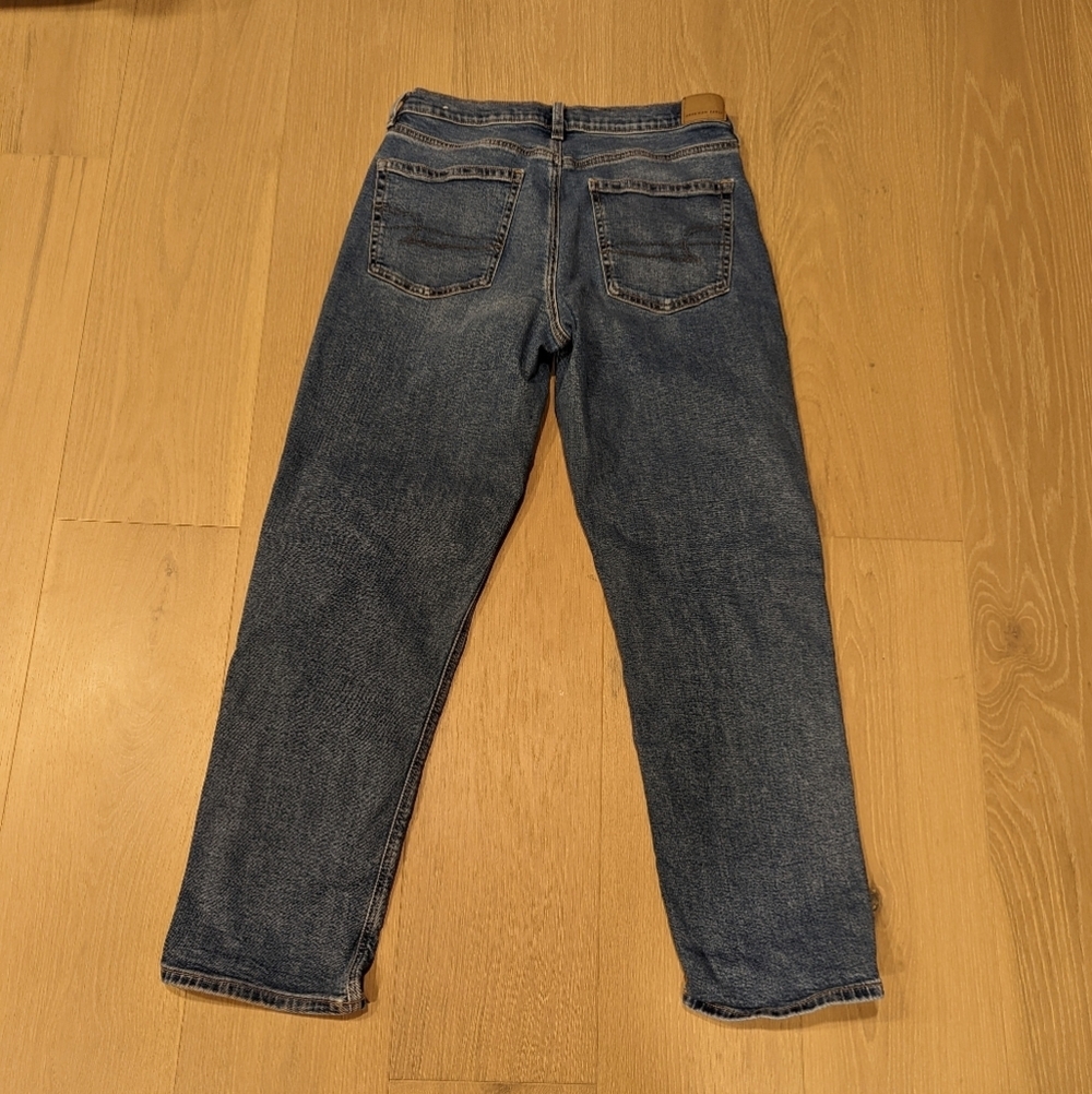 American Eagle Outfitters Women's Classic Blue Straight Leg Jeans - Picture 4 of 7